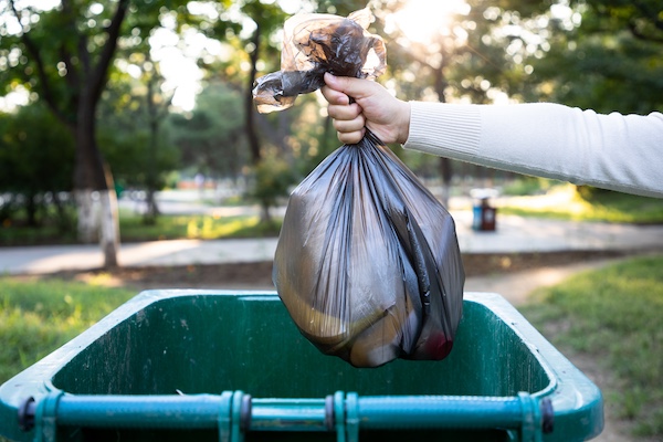 garbage bin